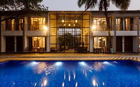 Pool Villas With Cook By Baya Resorts - Karjat